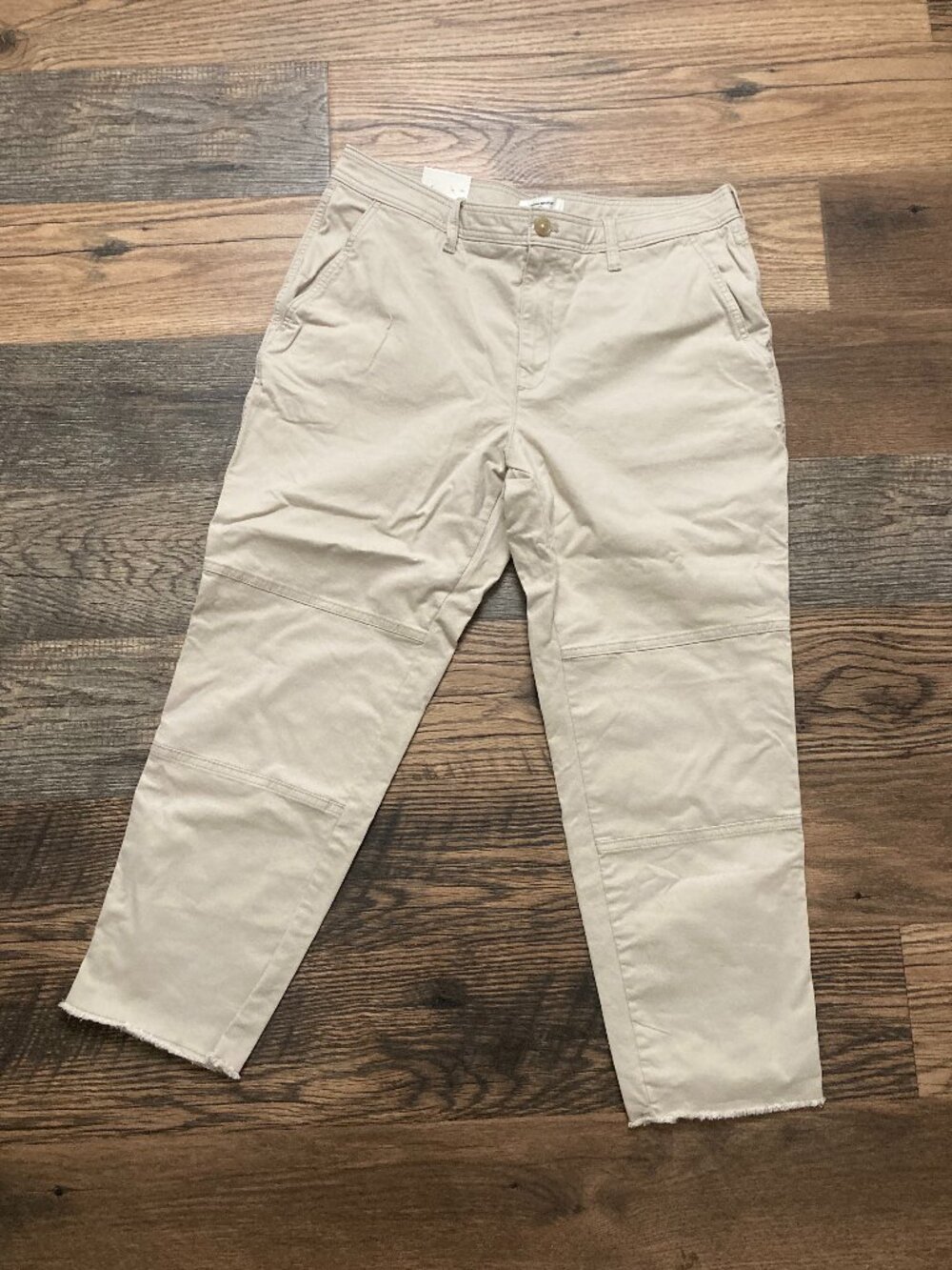 NWT Banana Republic Pants women’s size 12P Tan Slim Ankle Chino